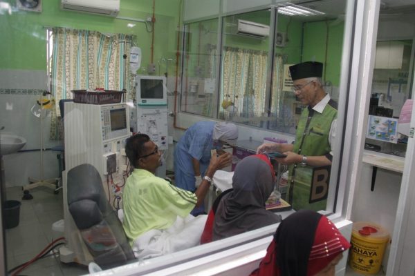 Ziarah Hospital dan Iftar Bersama Asnaf (14)