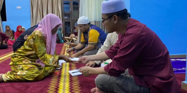 -rm-85-100.00-bantuan-tahunan-muallaf-di-agihkan-kepada-orang-asli-daerah-temerloh–1